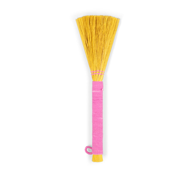 Seagrass Brush in Neyron Pink & Tuscan Yellow