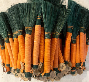 Seagrass Brush in Orange Flame & Forest Green